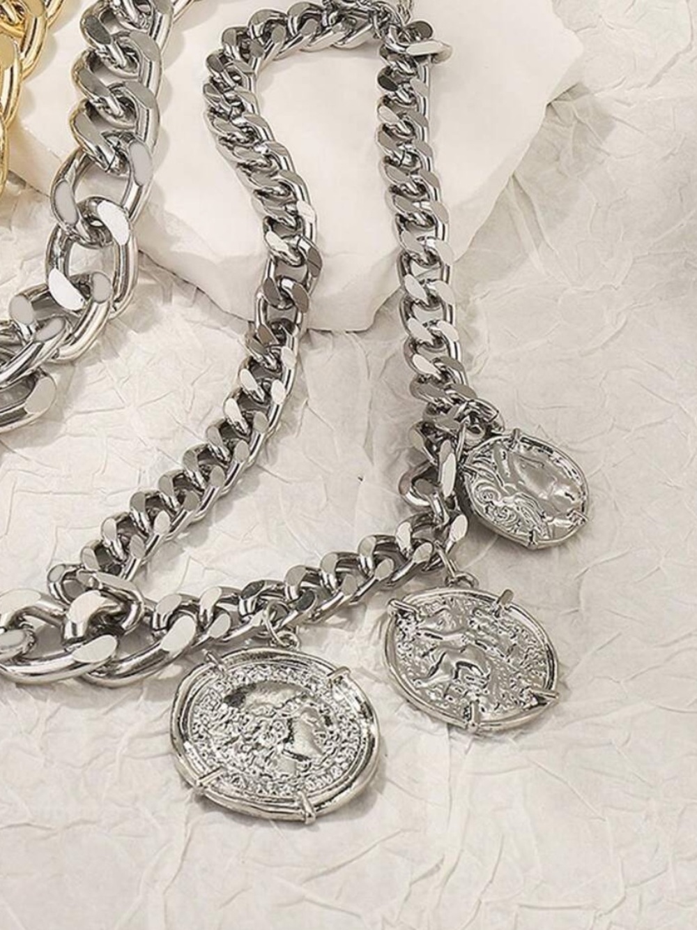 Maison Empire Layered Coin Choker Necklace - Picture 4 of 5